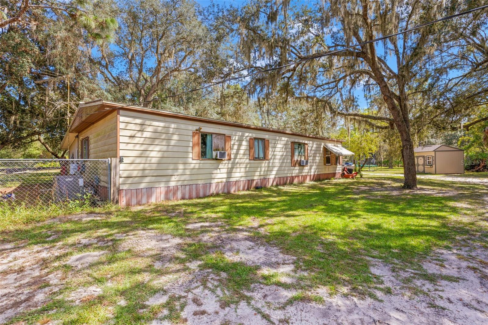 Rear/Mobile Home