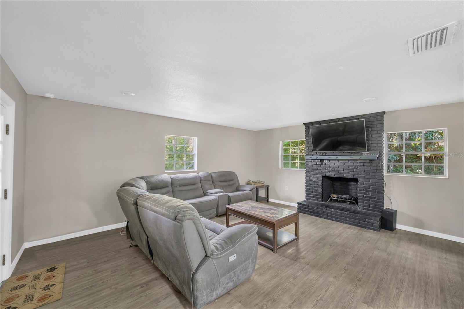 1210 FRONT STREET, Valrico, FL 33594