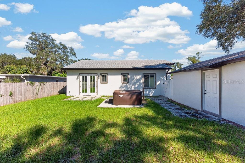 2009 E JEAN STREET, Tampa, FL 33610