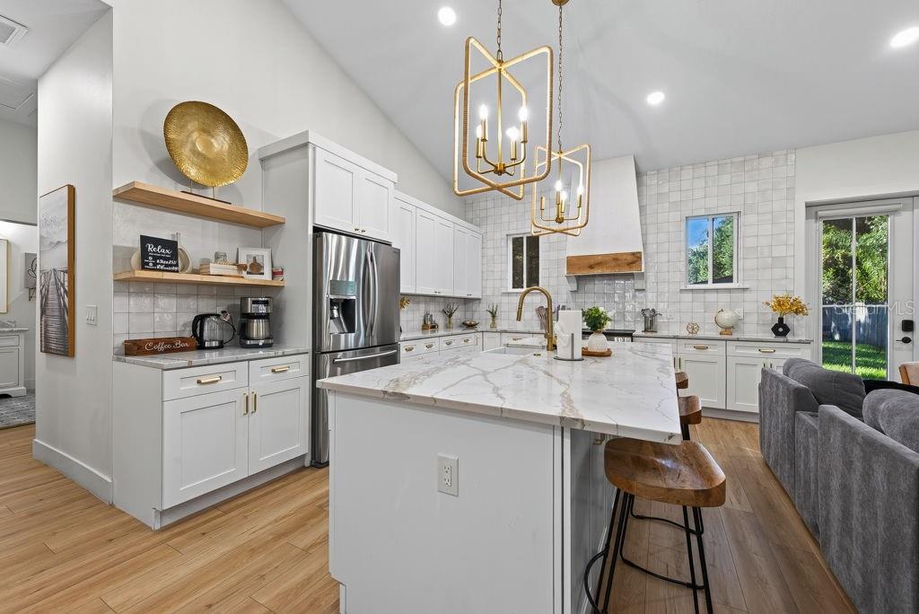 2009 E JEAN STREET, Tampa, FL 33610