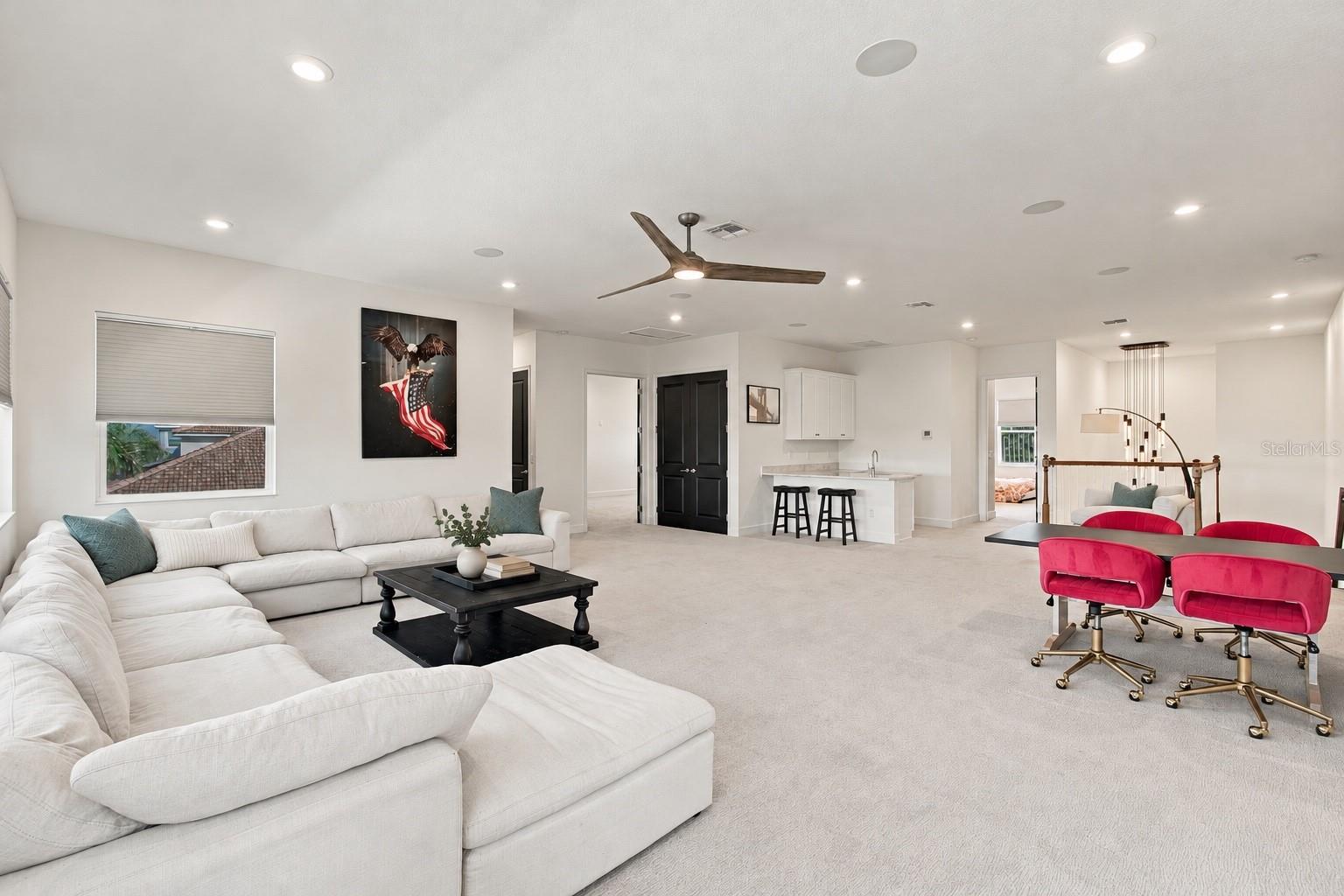 832 MANNS HARBOR DRIVE, Apollo Beach, FL 33572