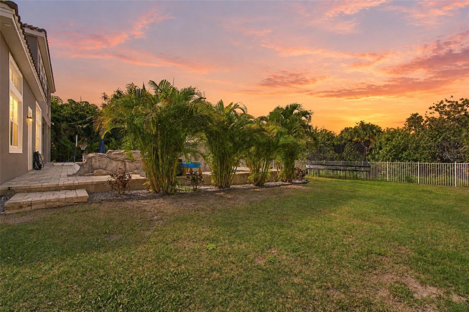 832 MANNS HARBOR DRIVE, Apollo Beach, FL 33572