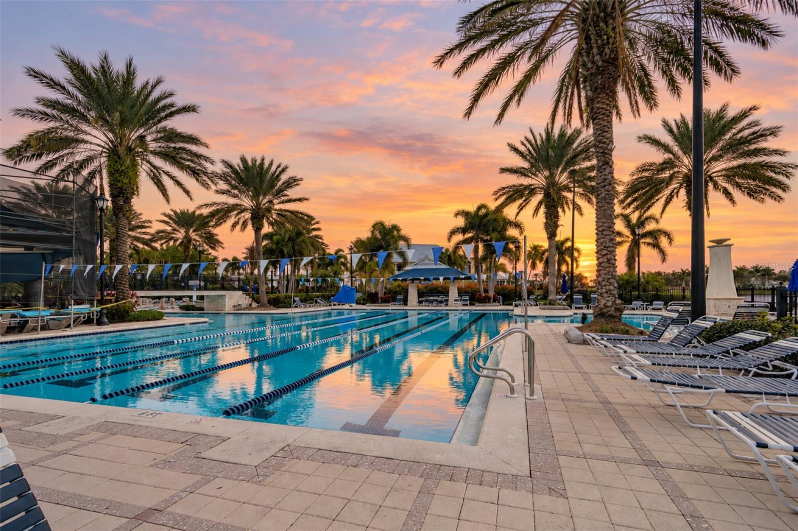 832 MANNS HARBOR DRIVE, Apollo Beach, FL 33572
