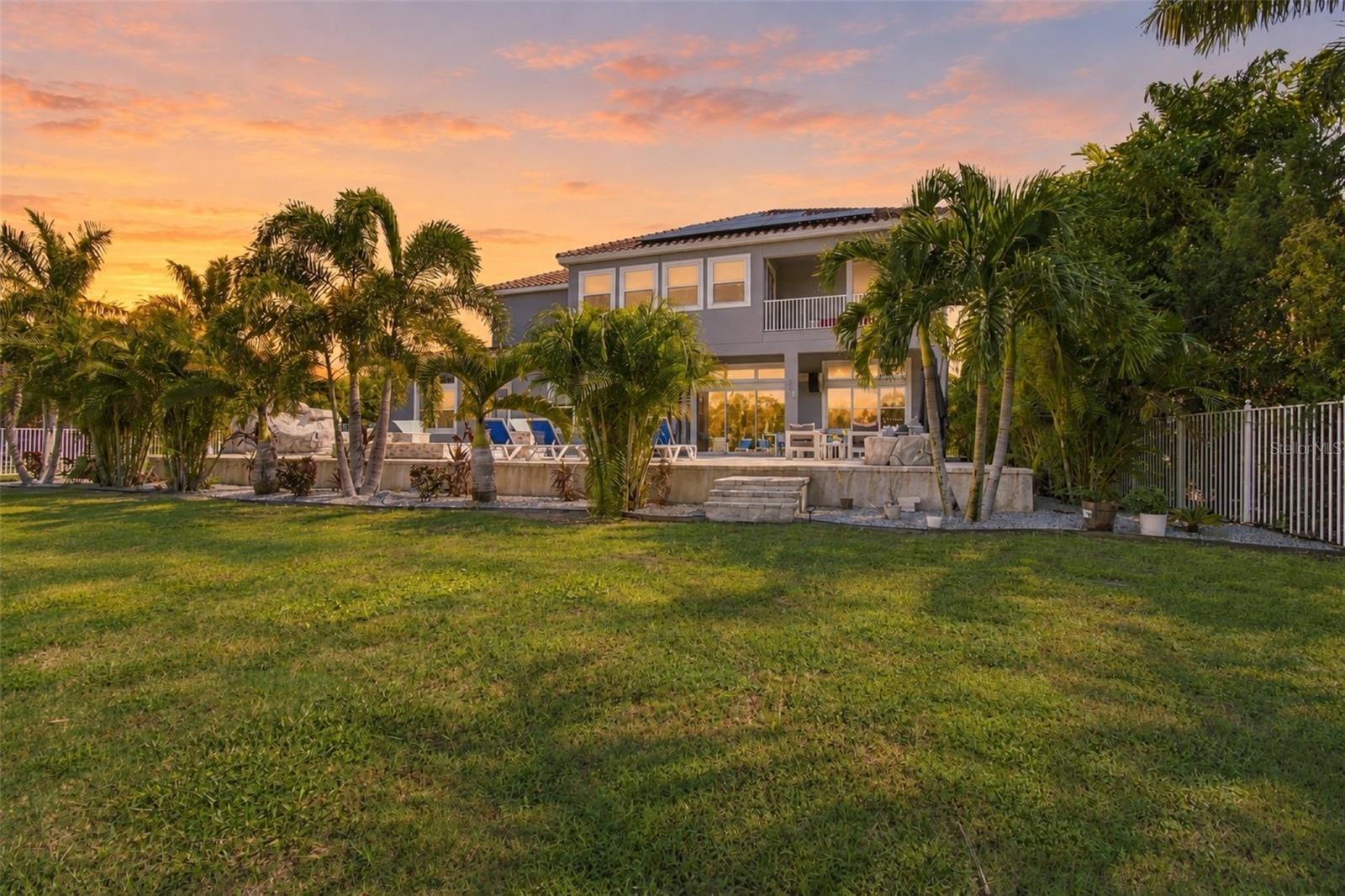 832 MANNS HARBOR DRIVE, Apollo Beach, FL 33572