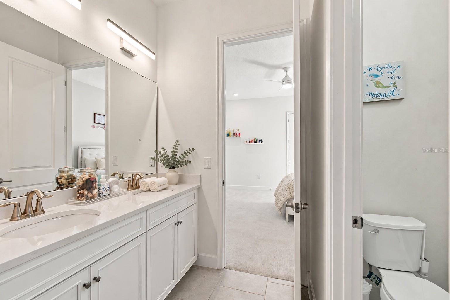 832 MANNS HARBOR DRIVE, Apollo Beach, FL 33572
