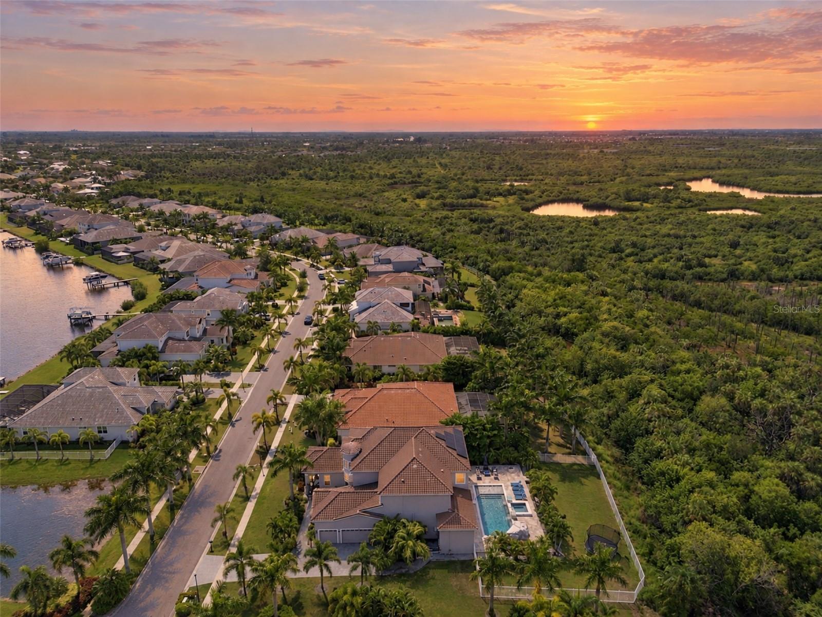 832 MANNS HARBOR DRIVE, Apollo Beach, FL 33572