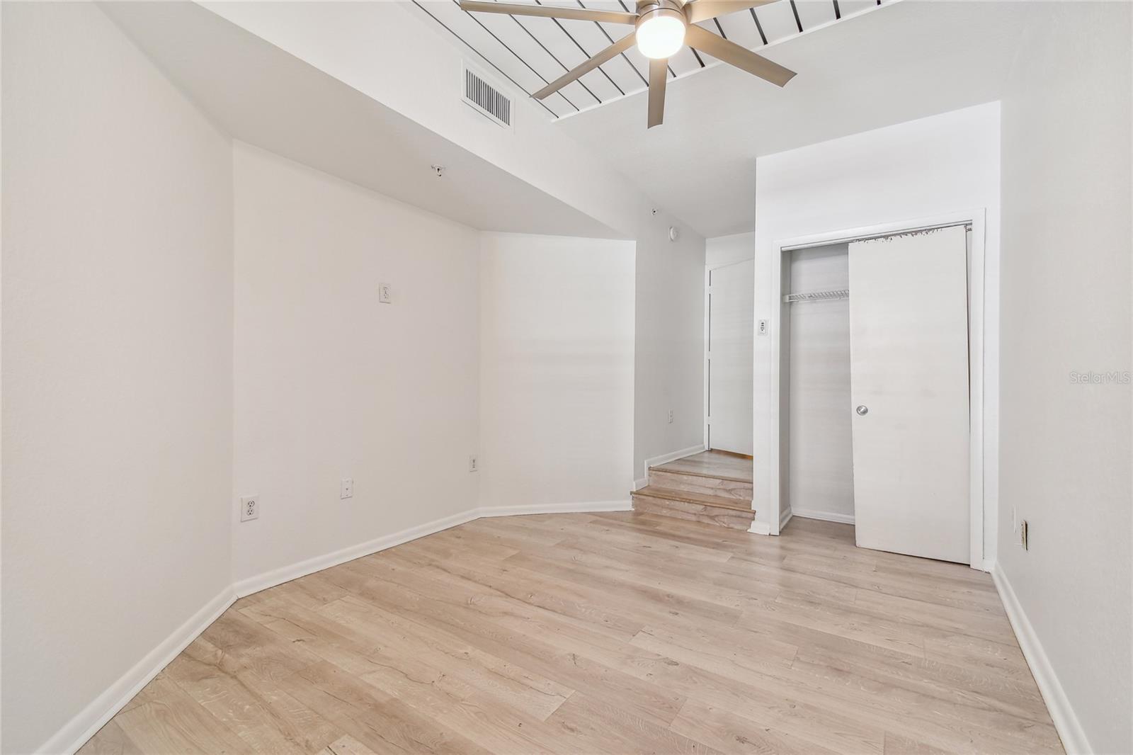 2410 W AZEELE STREET, #222, Tampa, FL 33609