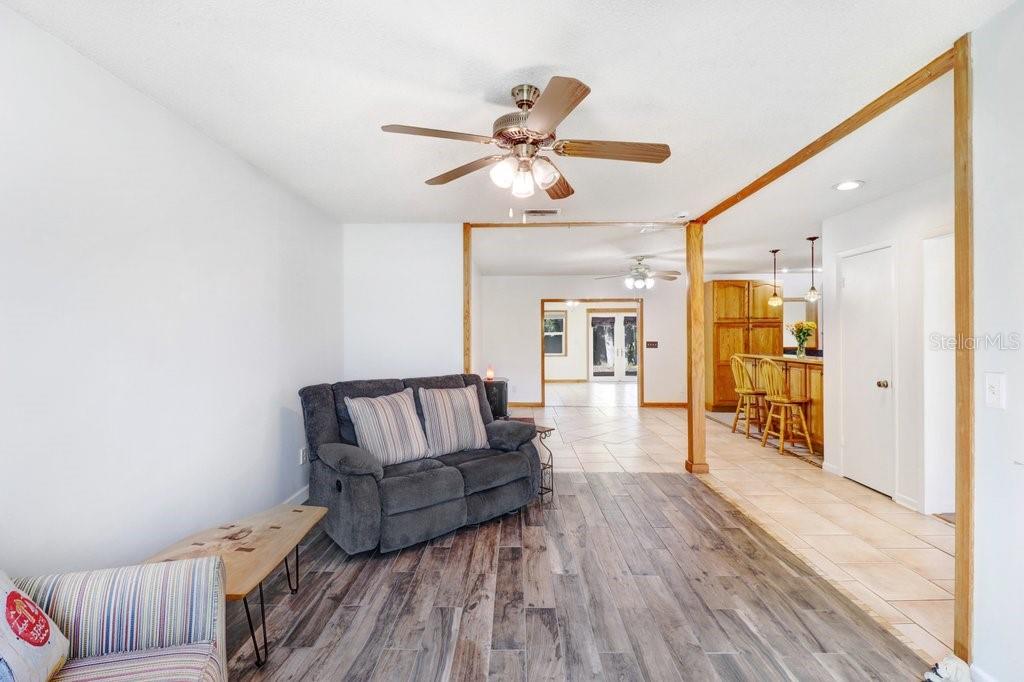 3709 CASABA LOOP, Valrico, FL 33596