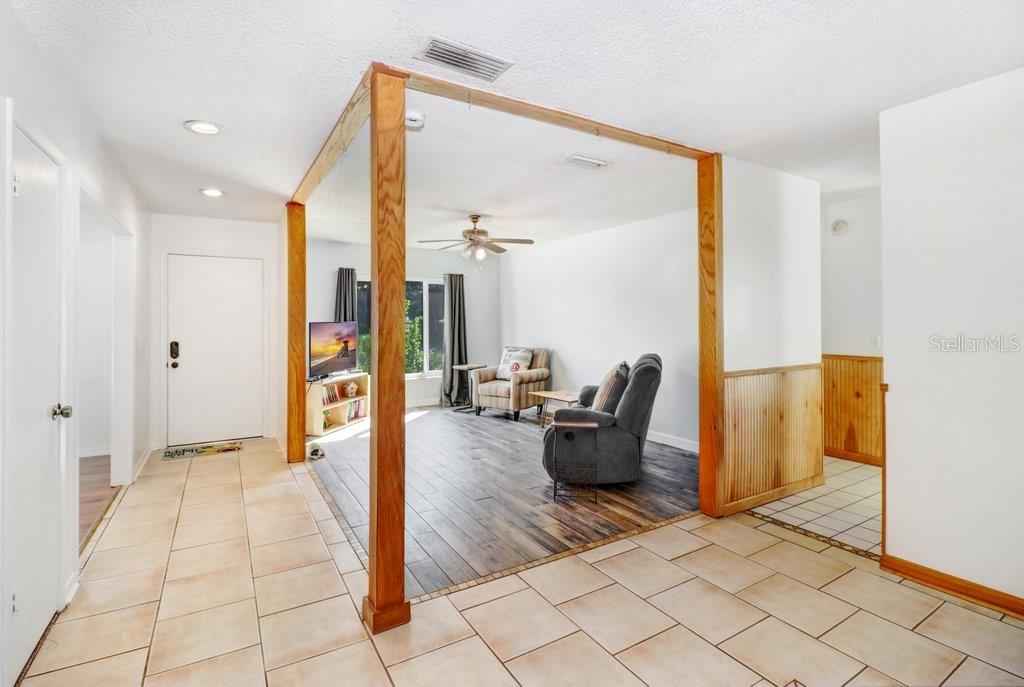 3709 CASABA LOOP, Valrico, FL 33596