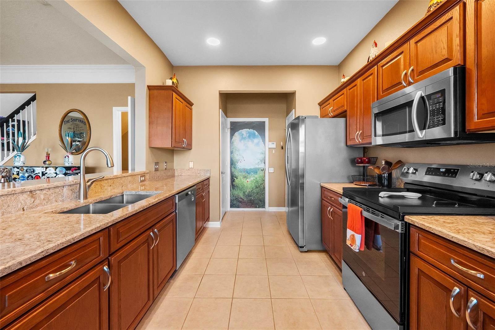 10170 HAVERHILL RIDGE DRIVE, Riverview, FL 33578 10170 HAVERHILL RIDGE DRIVE, Riverview, FL 33578