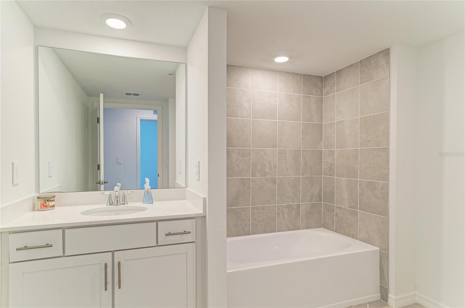 13018 BLACKBERRY COURT, #50-101, Venice, FL 34293