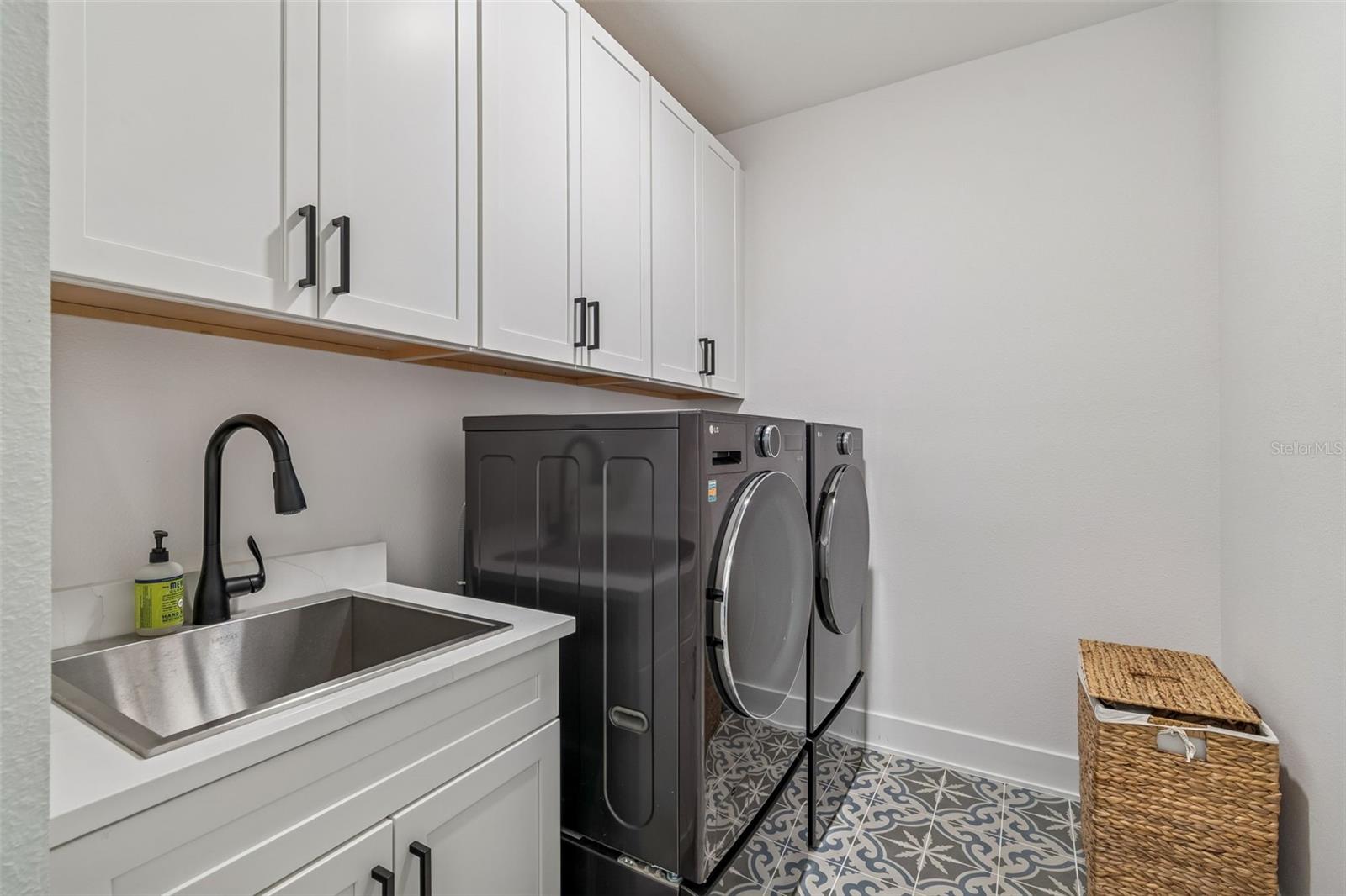3016 W BALLAST POINT BOULEVARD, Tampa, FL 33611