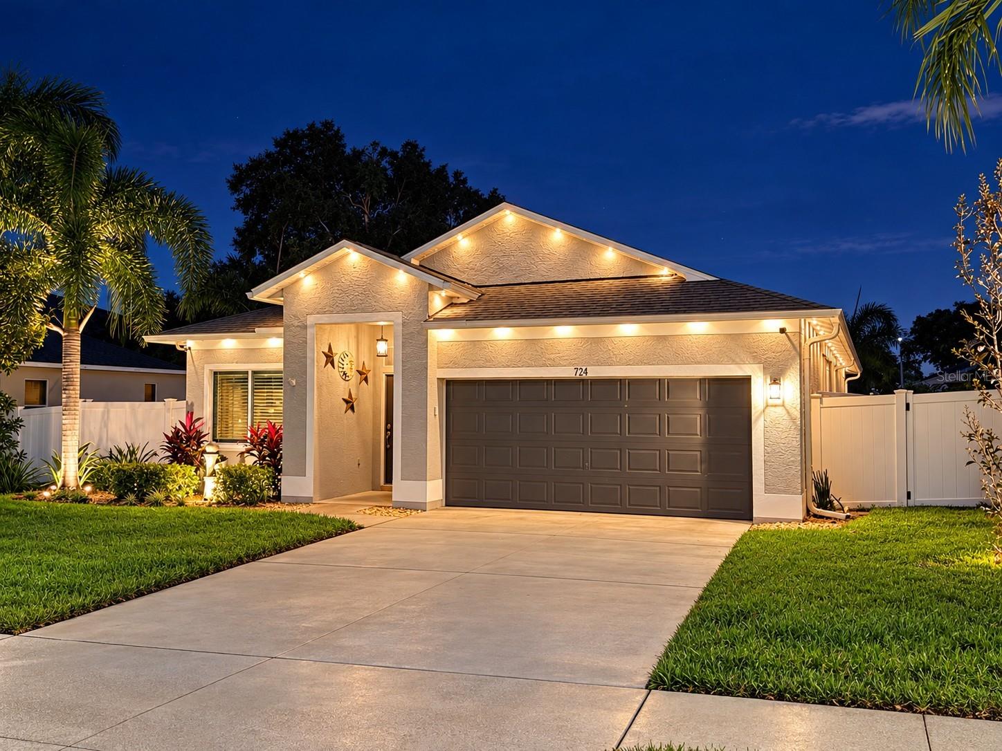 724 SANDY HILLS AVENUE, Tarpon Springs, FL 34689