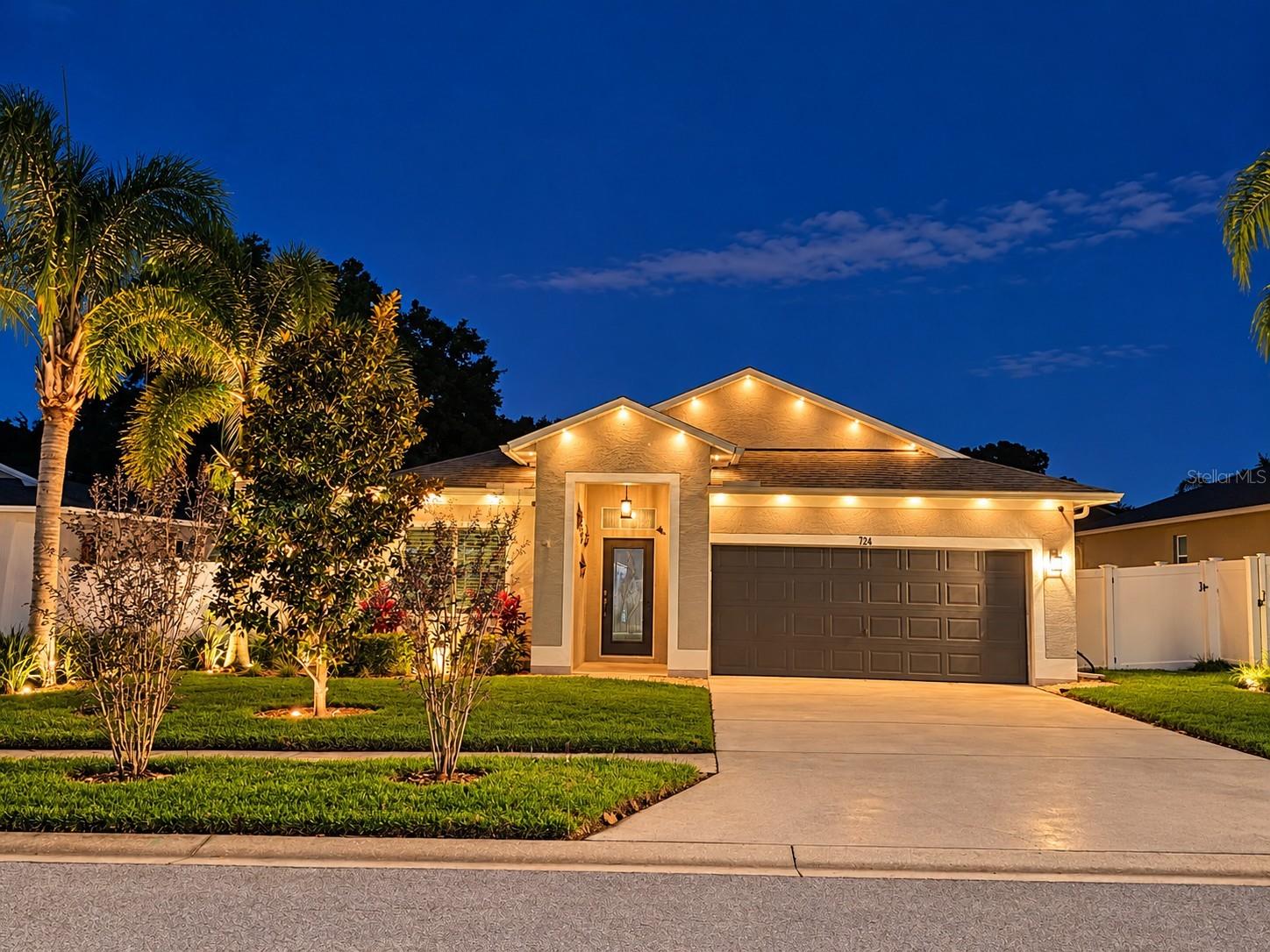 724 SANDY HILLS AVENUE, Tarpon Springs, FL 34689