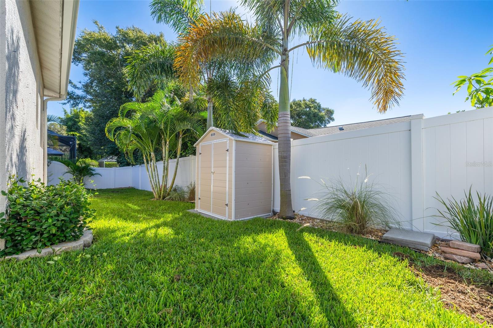 724 SANDY HILLS AVENUE, Tarpon Springs, FL 34689