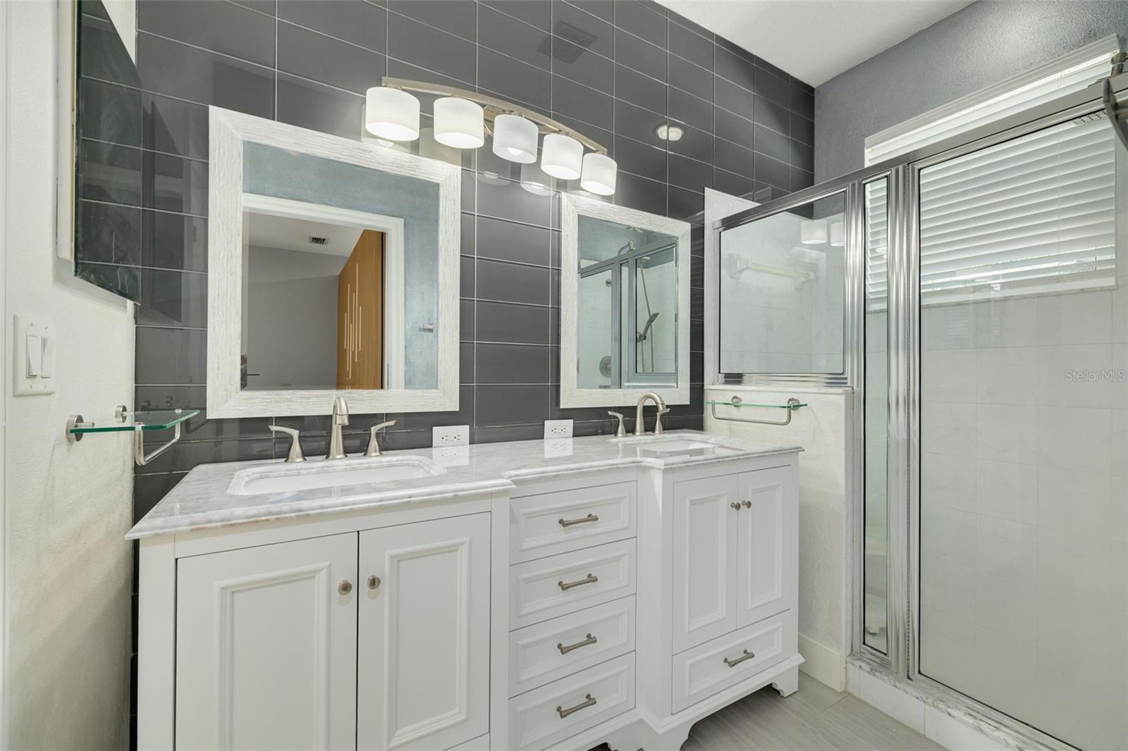 724 SANDY HILLS AVENUE, Tarpon Springs, FL 34689