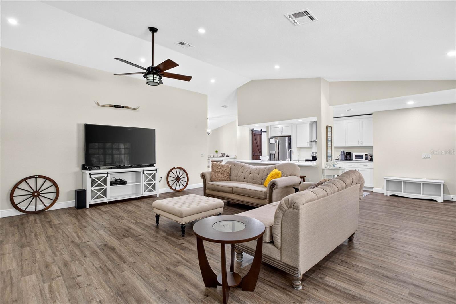 10326 OSCEOLA DRIVE, New Port Richey, FL 34654 10326 OSCEOLA DRIVE, New Port Richey, FL 34654