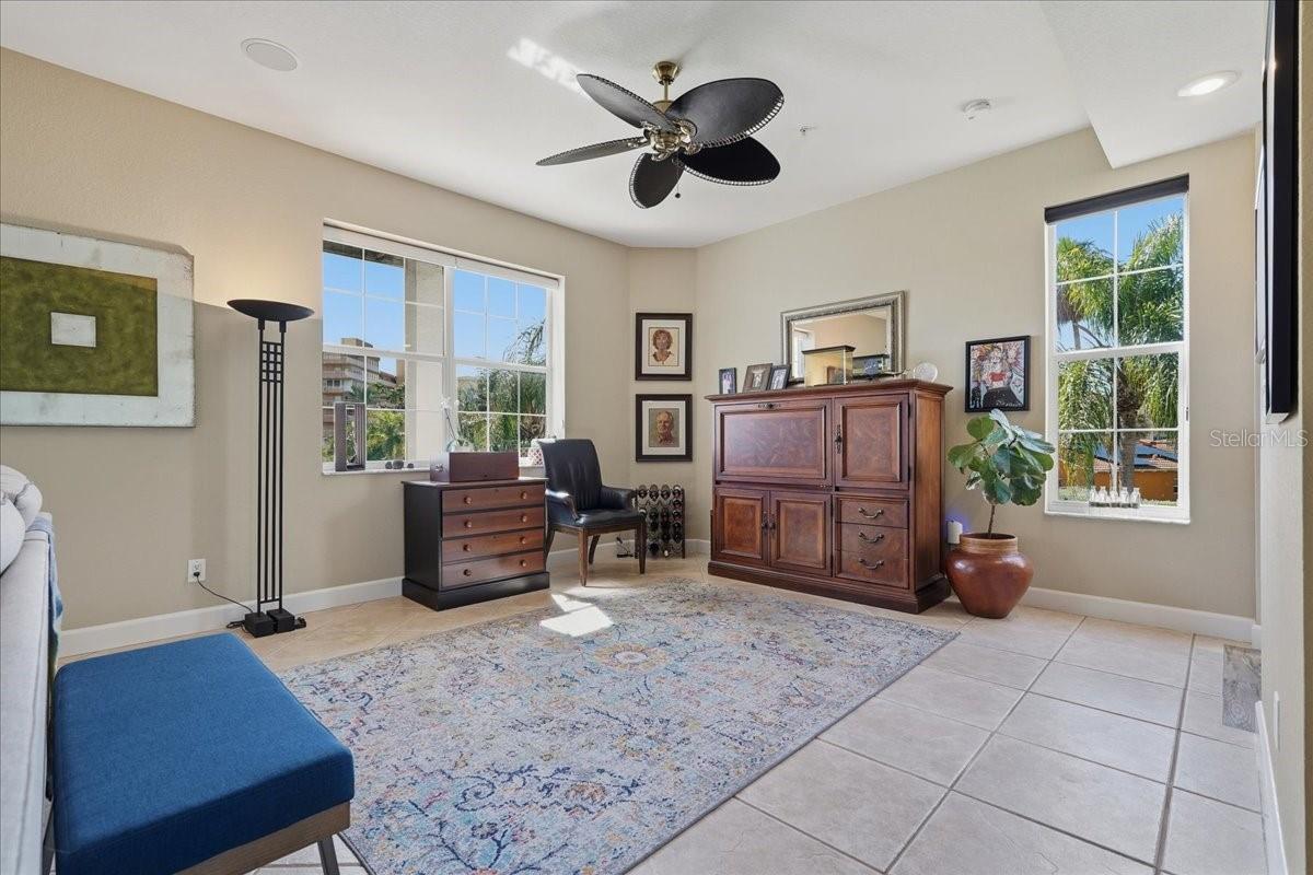 101 SHOALS CIRCLE, North Redington Beach, FL 33708