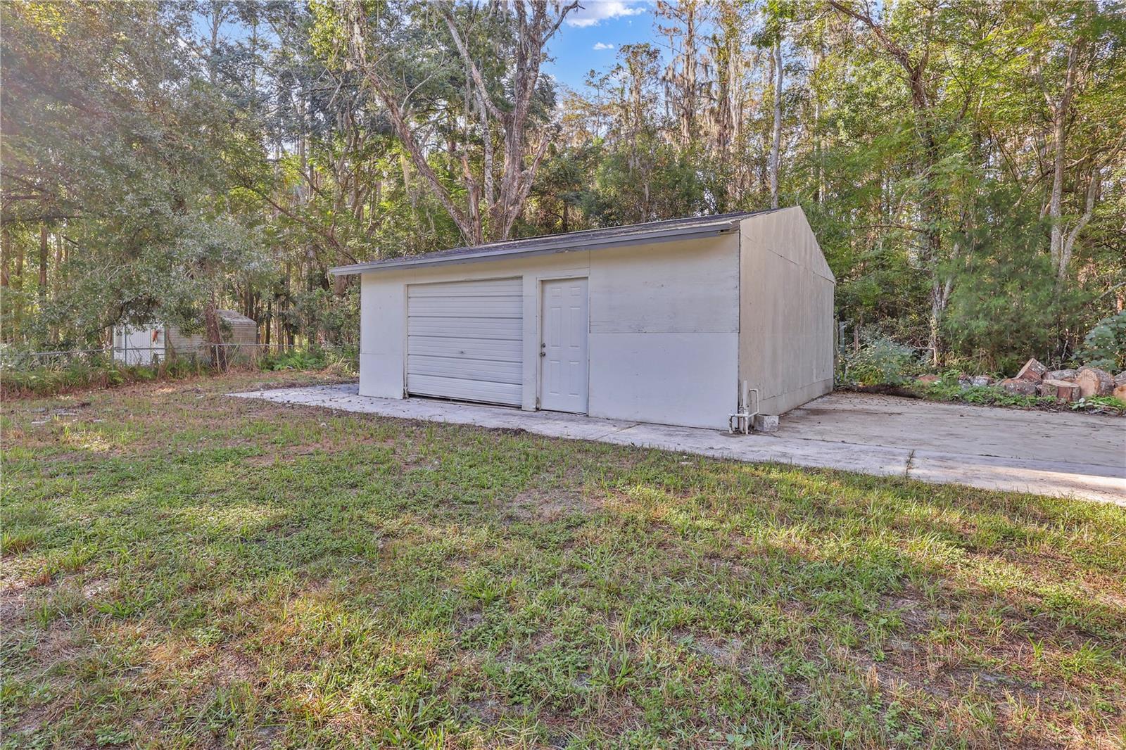 10106 LAKEVIEW DRIVE, New Port Richey, FL 34654