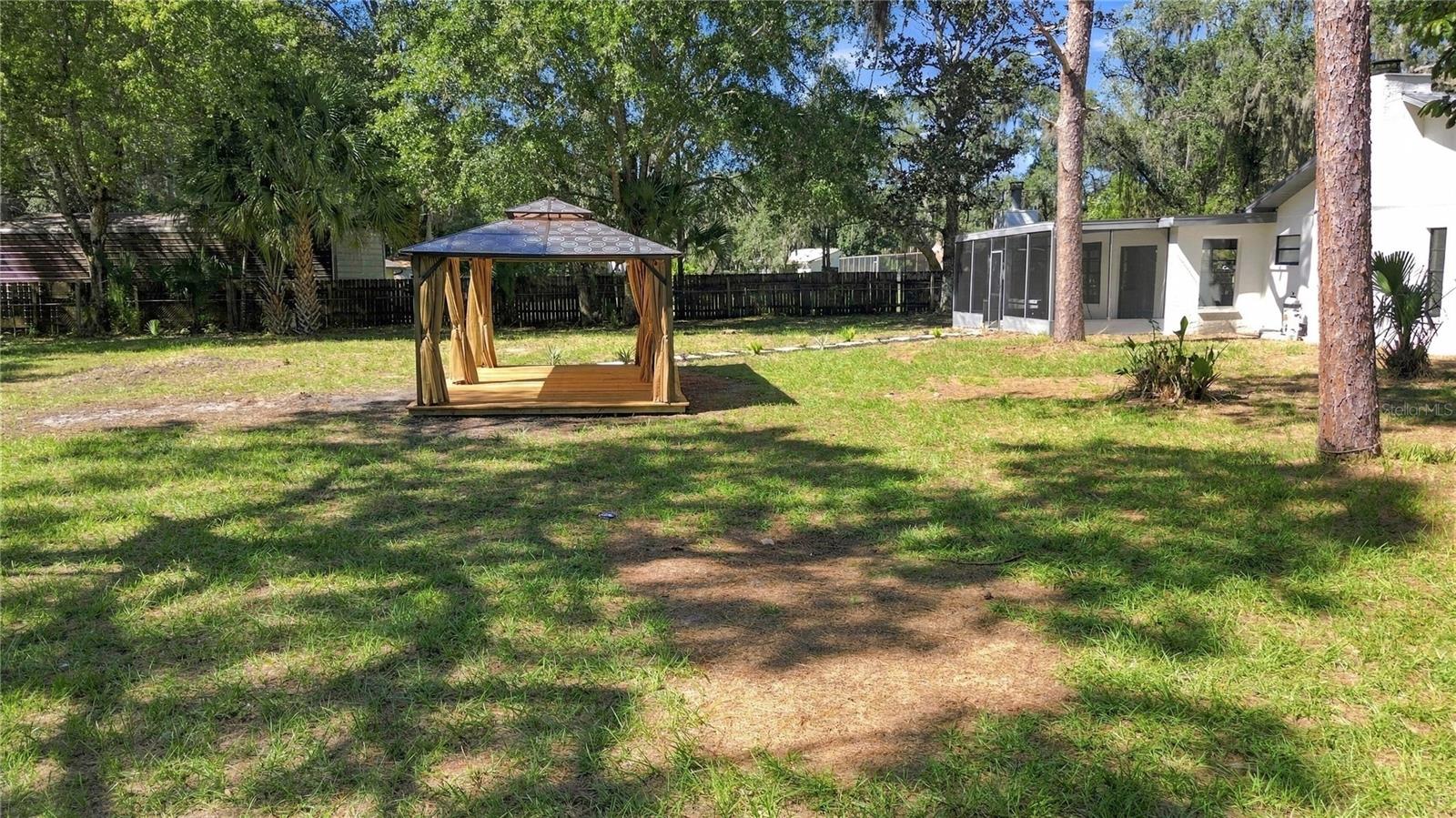 10106 LAKEVIEW DRIVE, New Port Richey, FL 34654