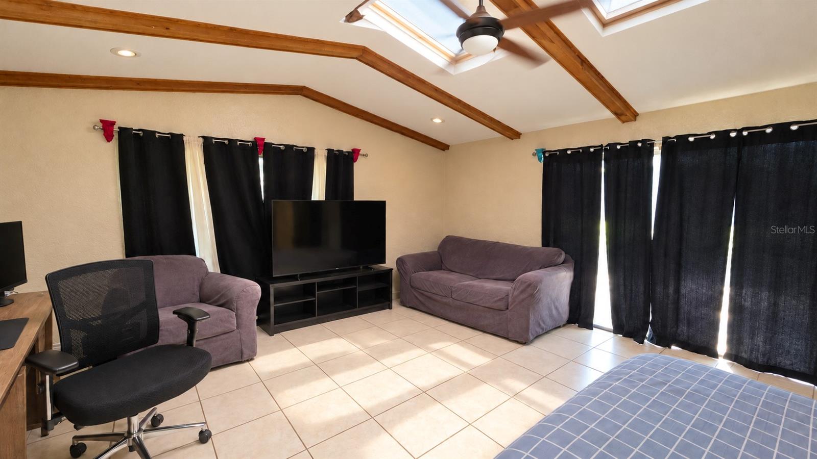 Florida Room-C