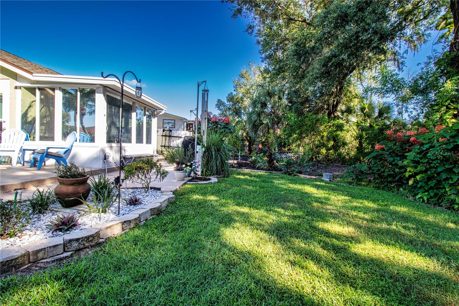 2001 GARDENIA LANDINGS LANE, Sun City Center, FL 33573