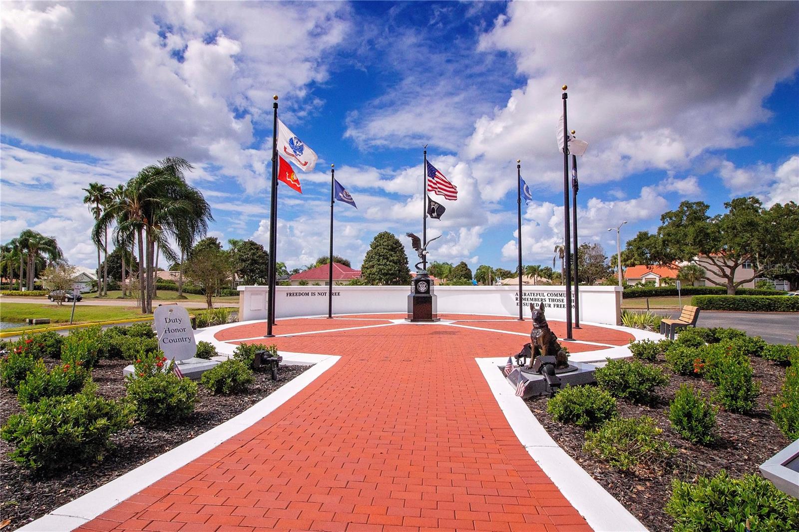 2001 GARDENIA LANDINGS LANE, Sun City Center, FL 33573
