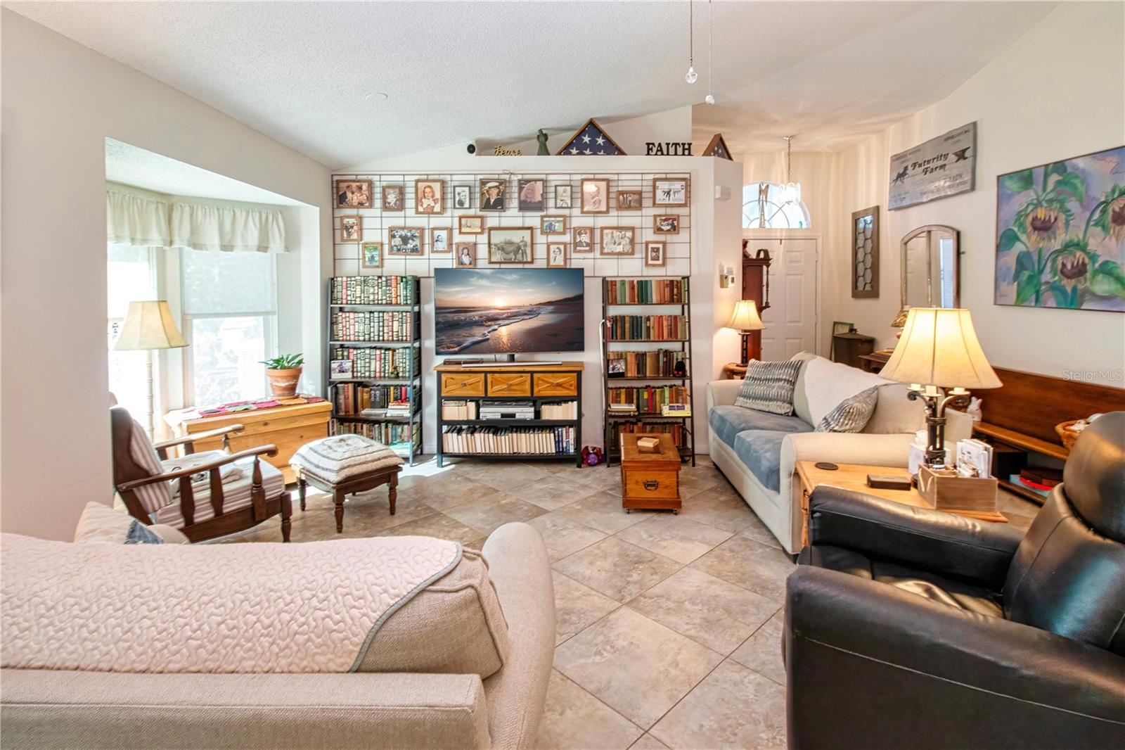 2001 GARDENIA LANDINGS LANE, Sun City Center, FL 33573