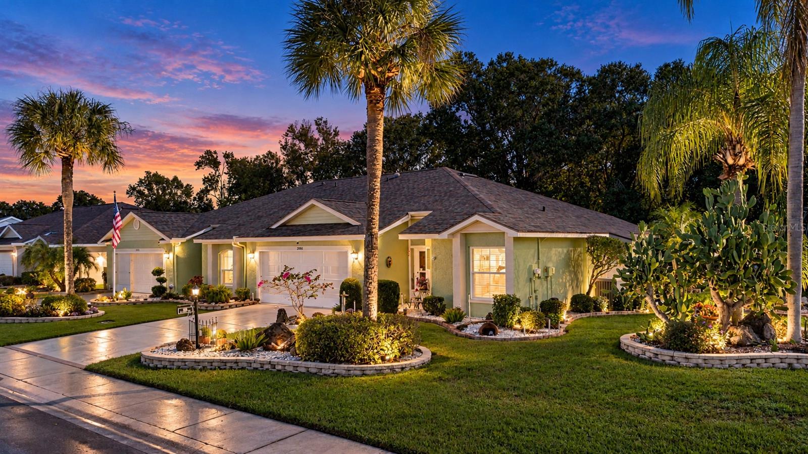 2001 GARDENIA LANDINGS LANE, Sun City Center, FL 33573