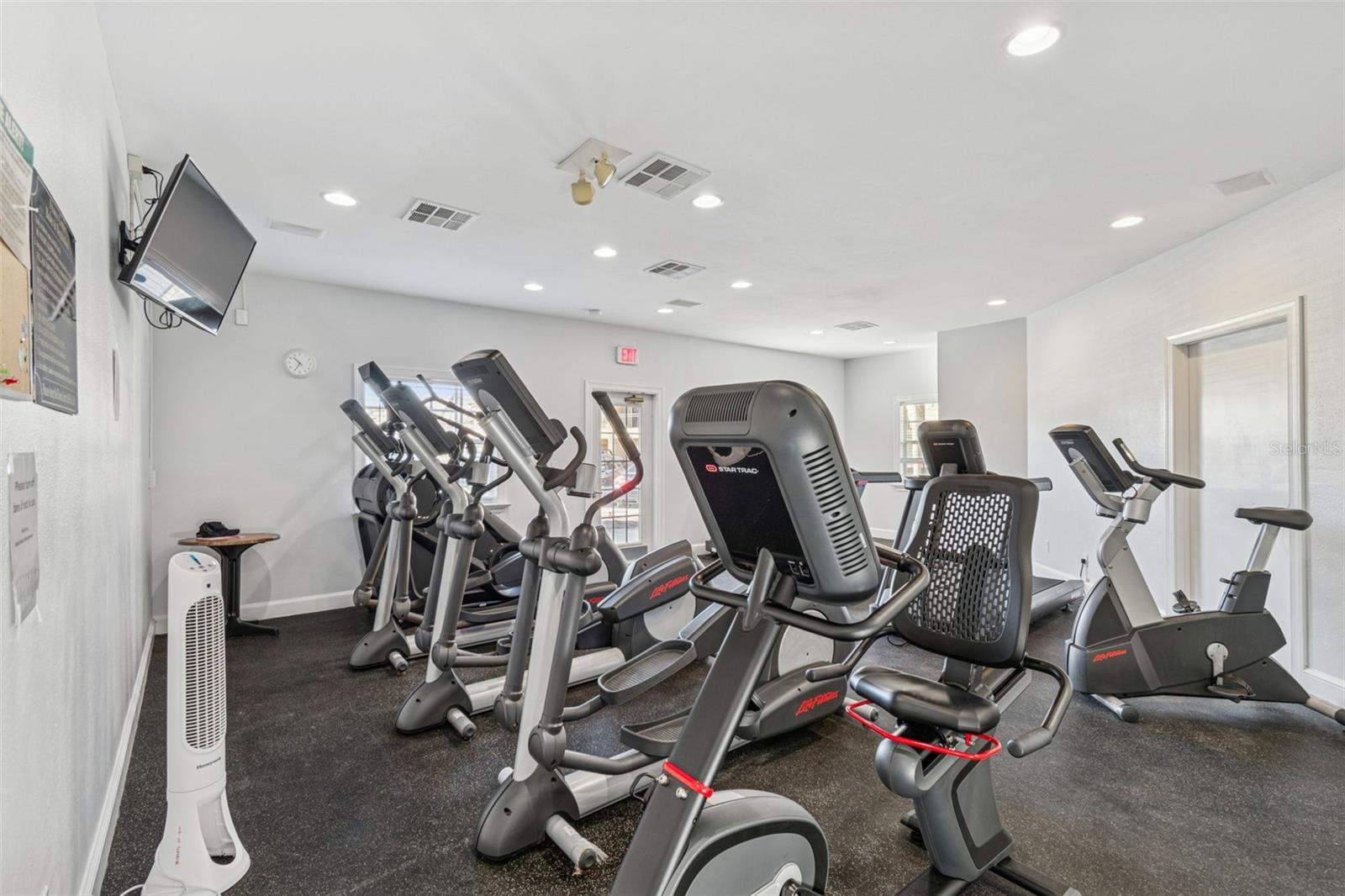 816 NORMANDY TRACE ROAD, Tampa, FL 33602