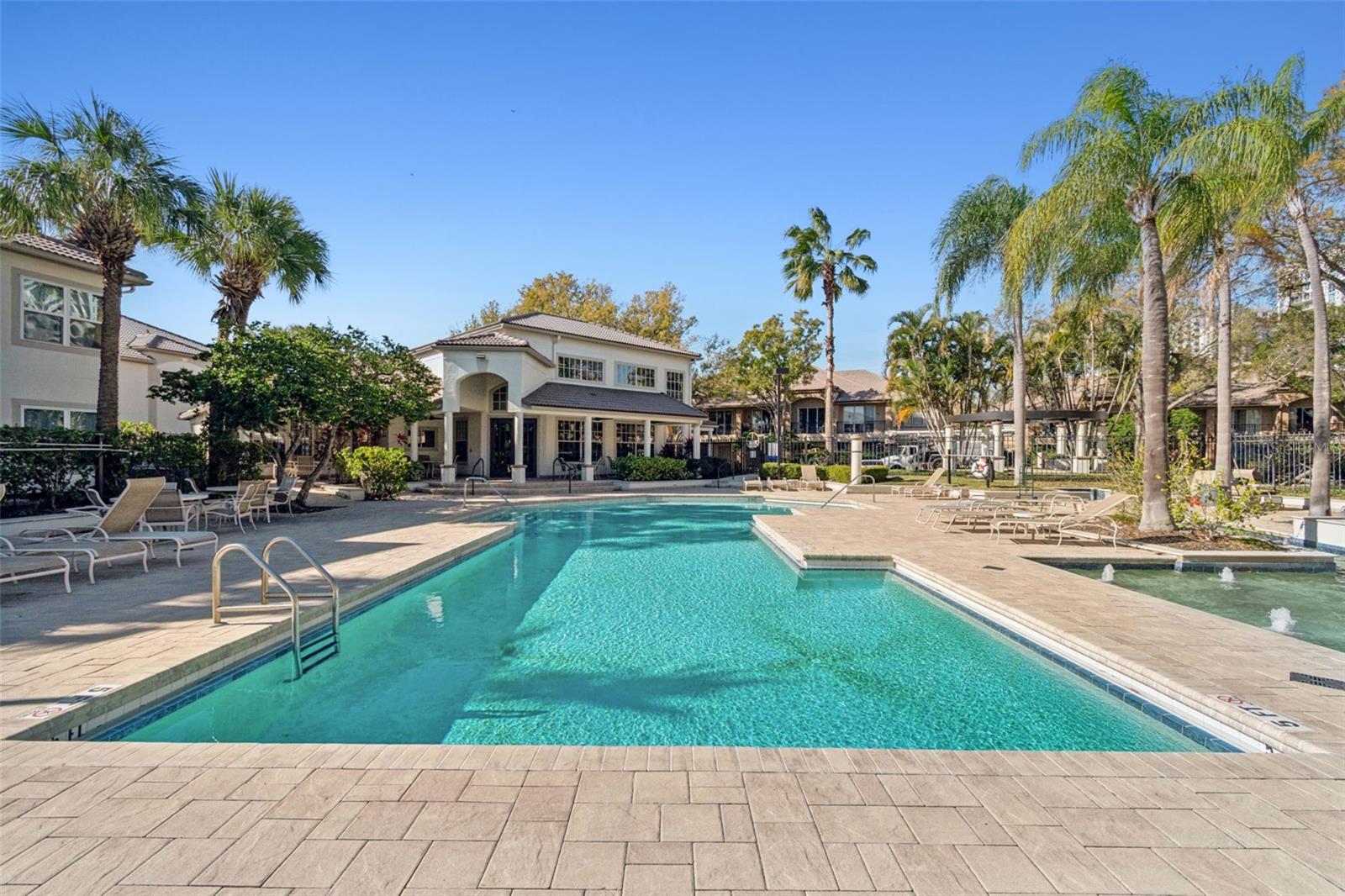 816 NORMANDY TRACE ROAD, Tampa, FL 33602