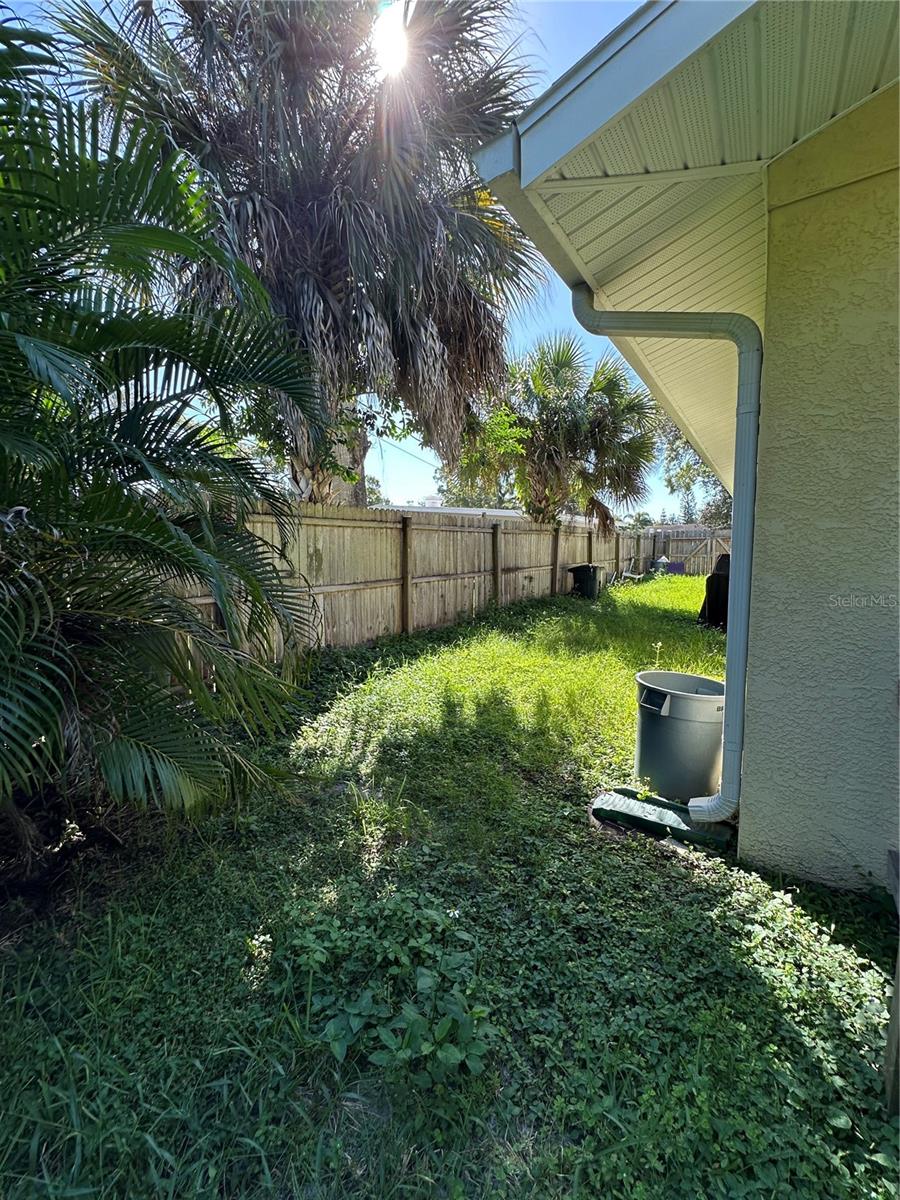 1791 EZELLE AVENUE, Largo, FL 33770
