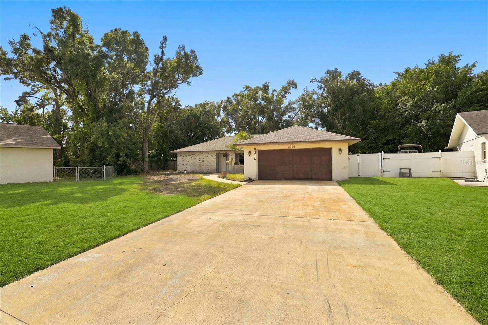 8326 SYLVAN WOODS DRIVE, Sarasota, FL 34243