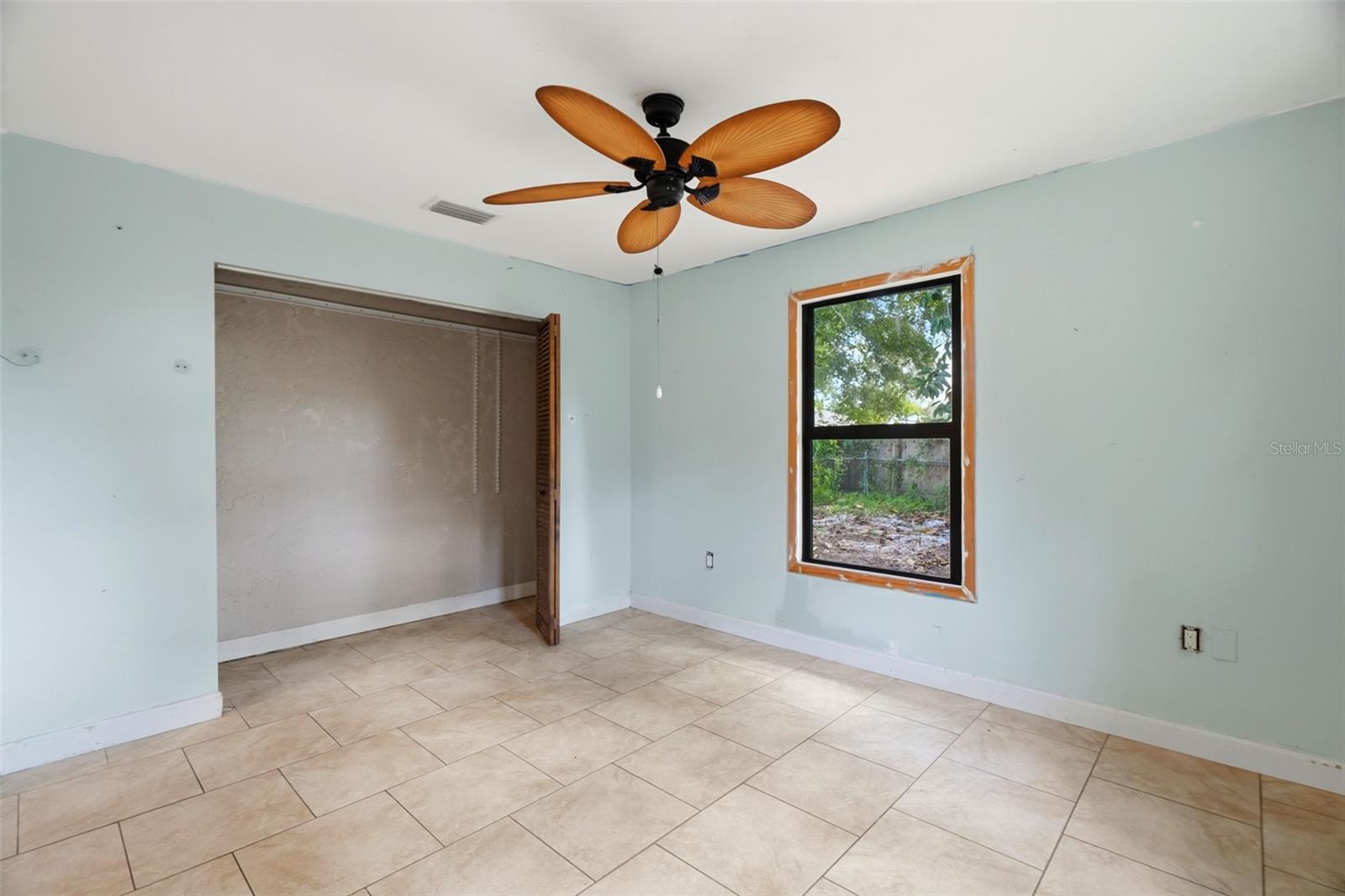 8326 SYLVAN WOODS DRIVE, Sarasota, FL 34243