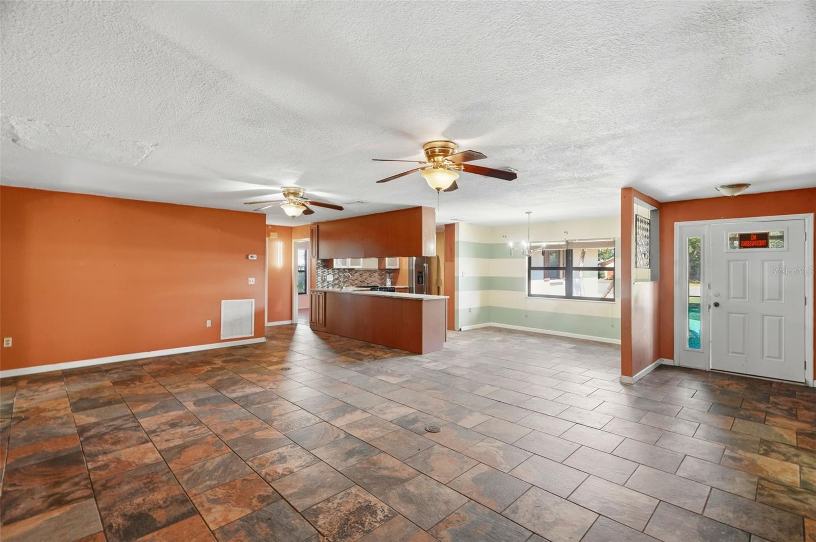 8326 SYLVAN WOODS DRIVE, Sarasota, FL 34243