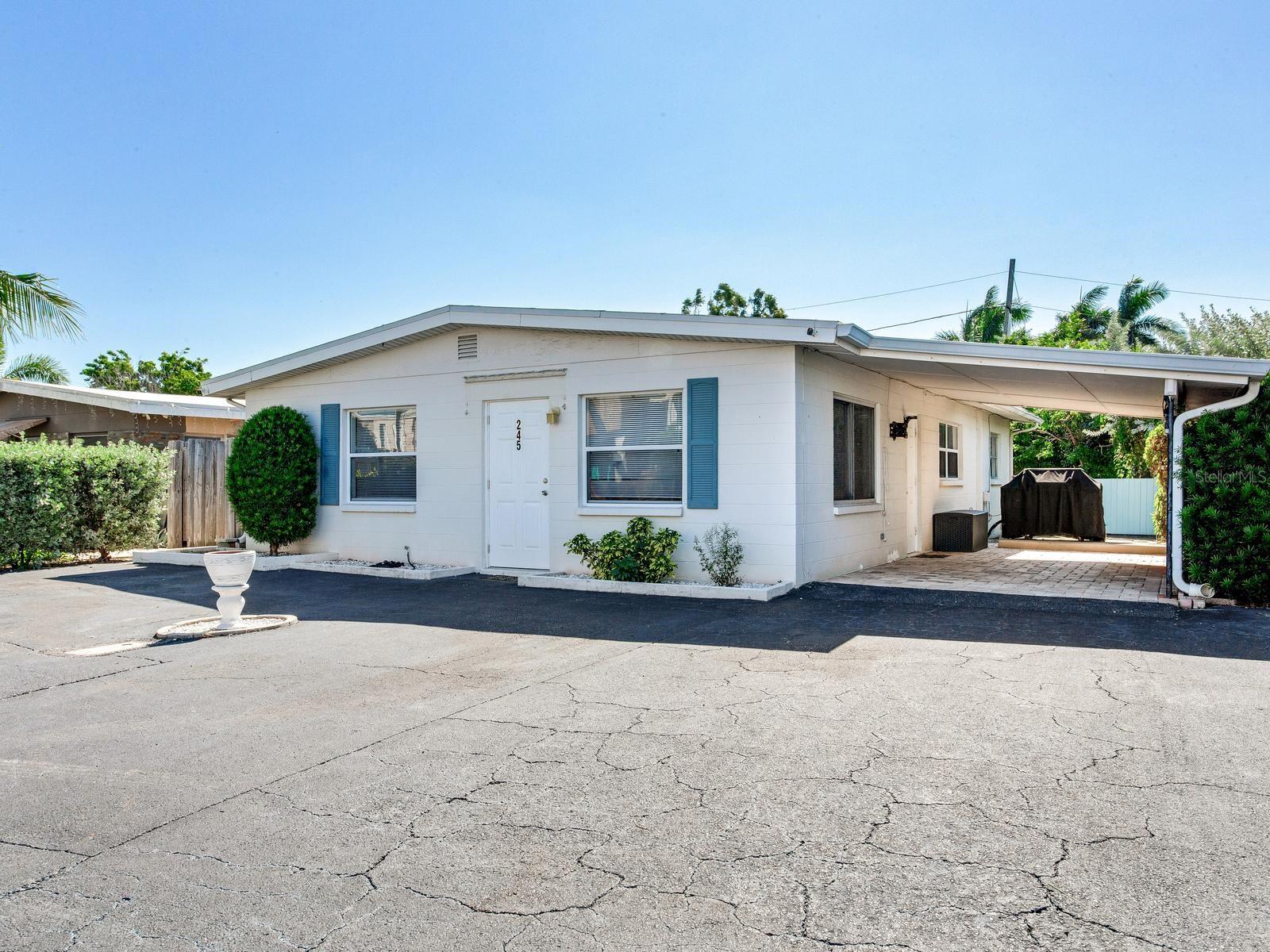 245 115TH AVENUE, Treasure Island, FL 33706