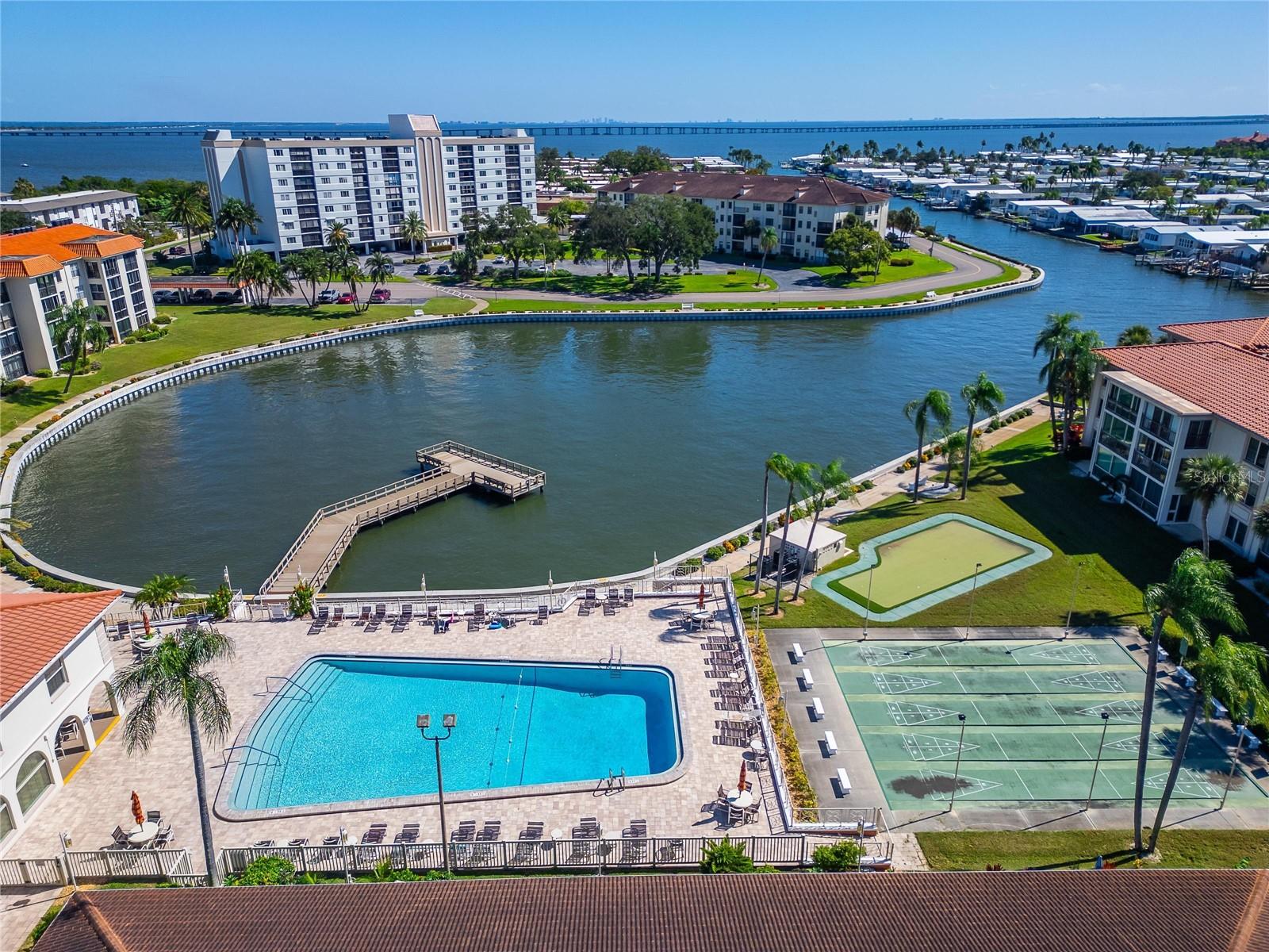 19029 US HIGHWAY 19 N, #9-202, Clearwater, FL 33764