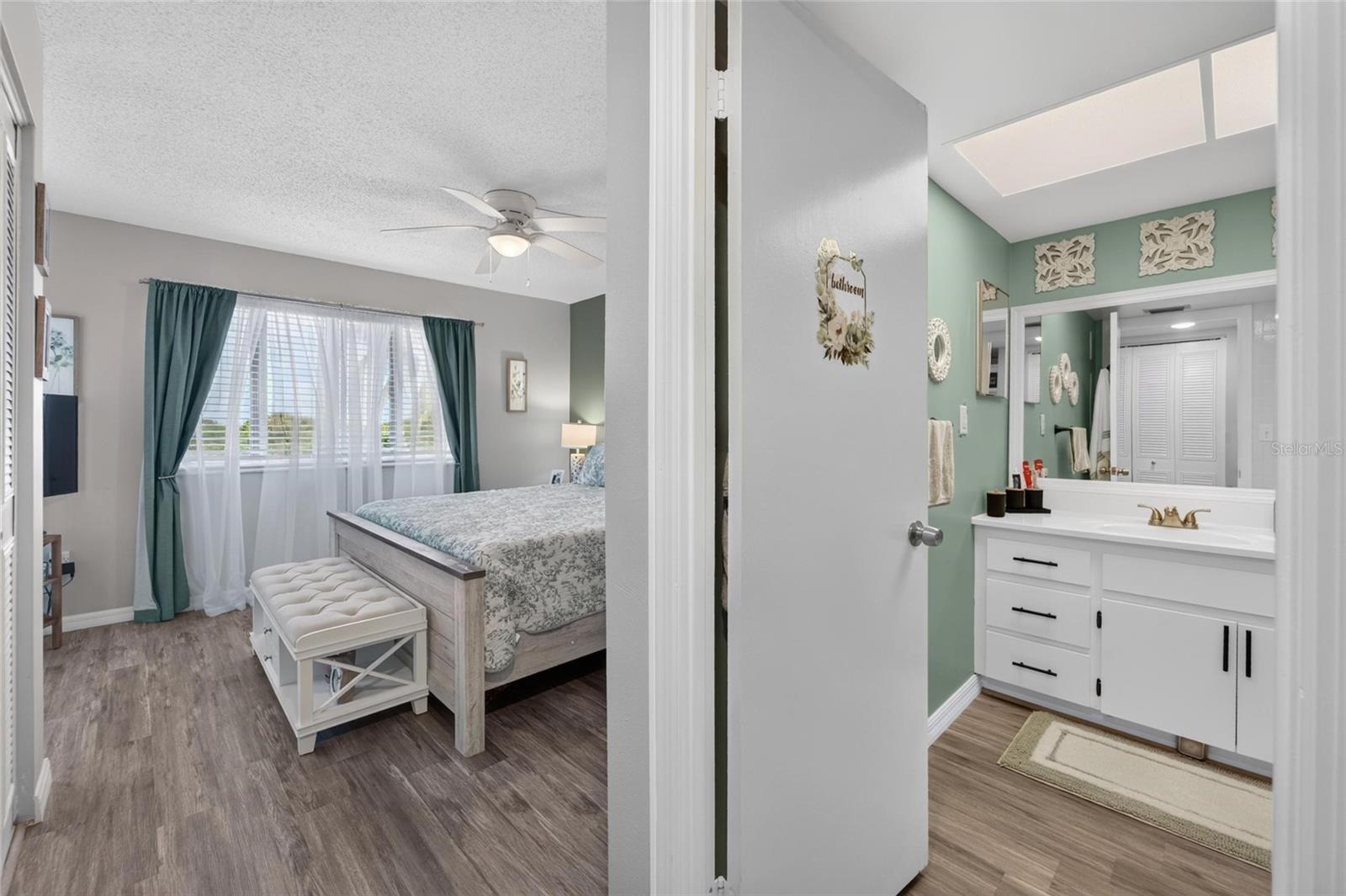 19029 US HIGHWAY 19 N, #9-202, Clearwater, FL 33764