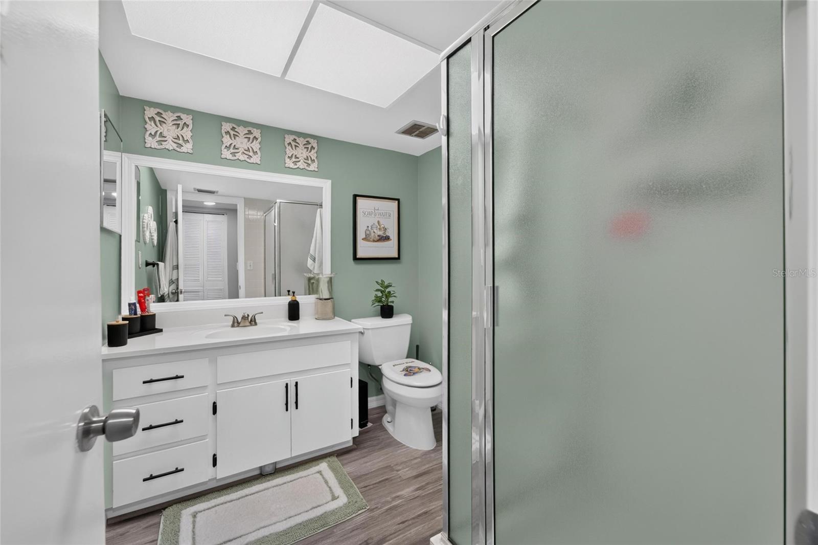 19029 US HIGHWAY 19 N, #9-202, Clearwater, FL 33764