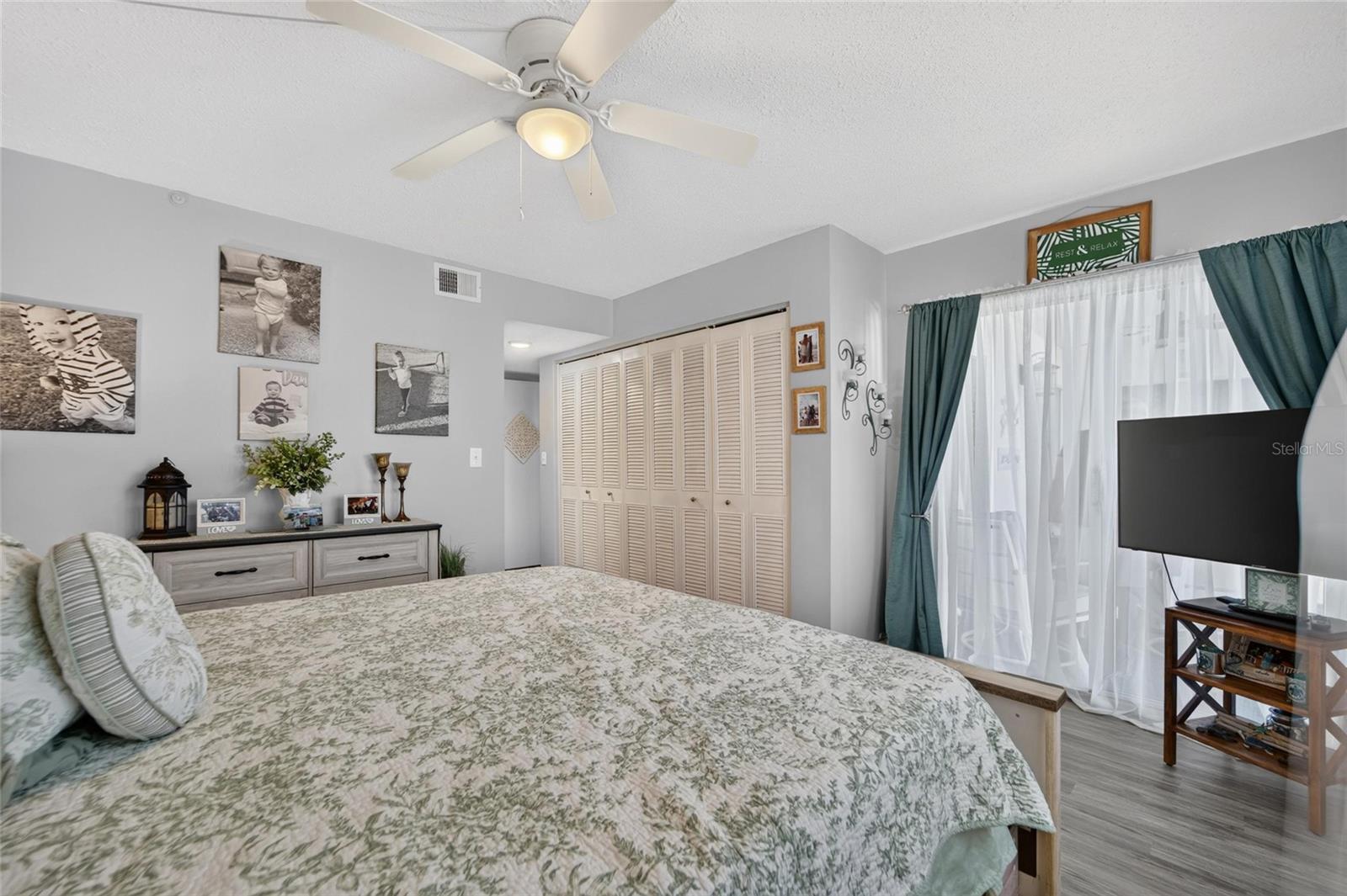 19029 US HIGHWAY 19 N, #9-202, Clearwater, FL 33764