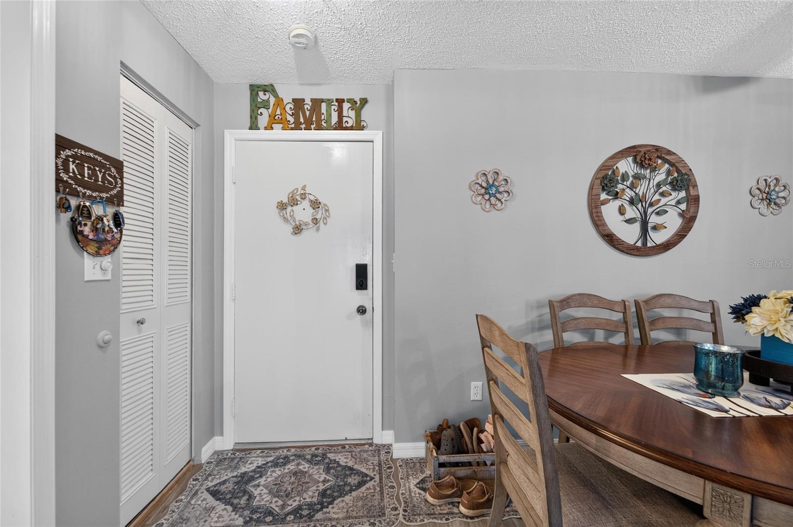 19029 US HIGHWAY 19 N, #9-202, Clearwater, FL 33764