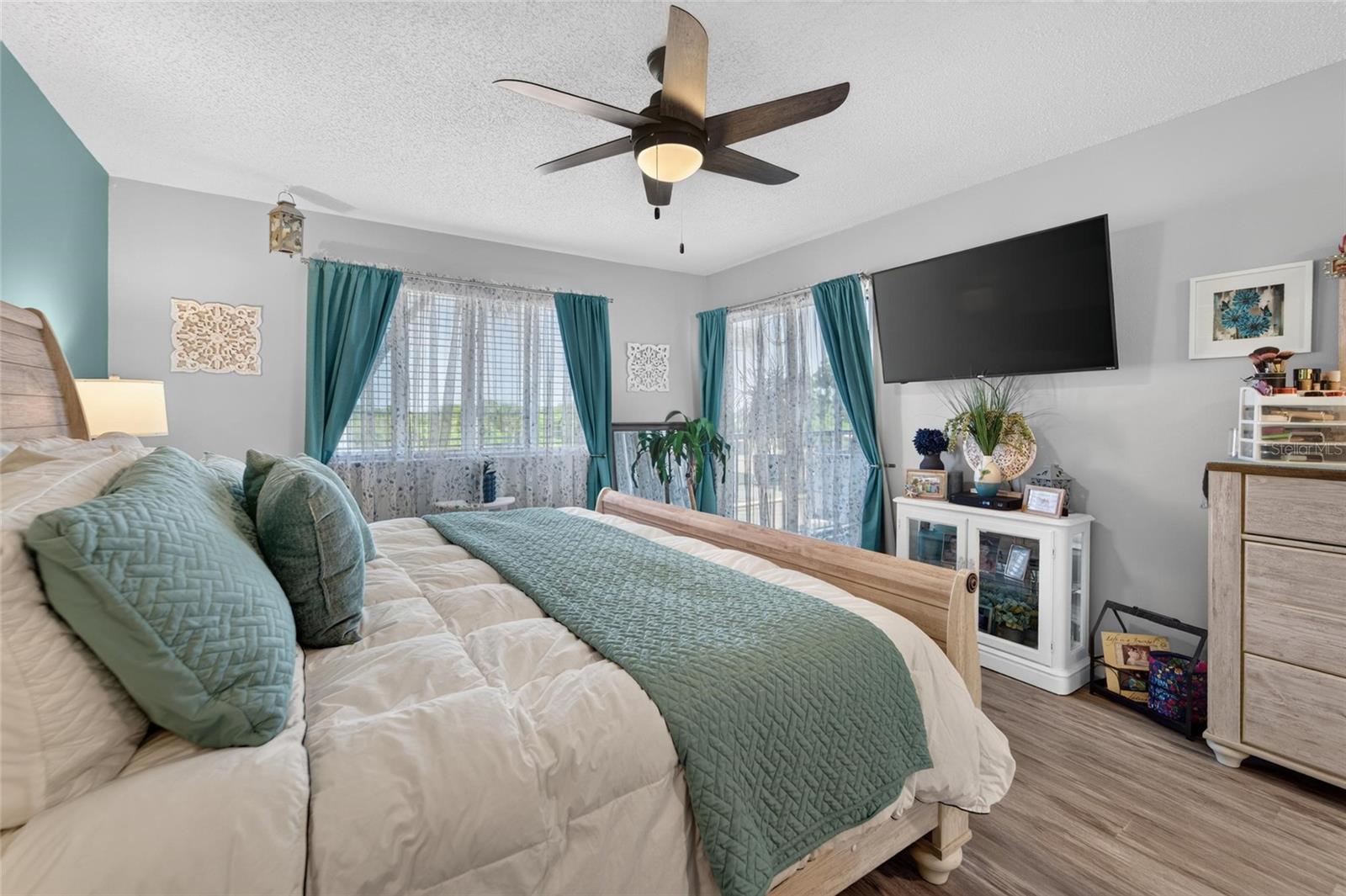 19029 US HIGHWAY 19 N, #9-202, Clearwater, FL 33764