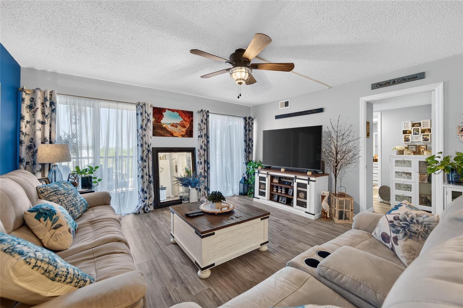 19029 US HIGHWAY 19 N, #9-202, Clearwater, FL 33764
