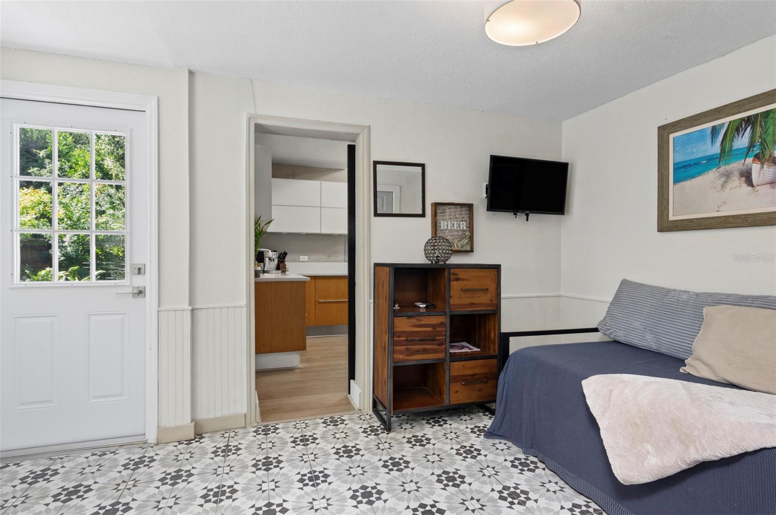 924 32ND STREET N, St Petersburg, FL 33713