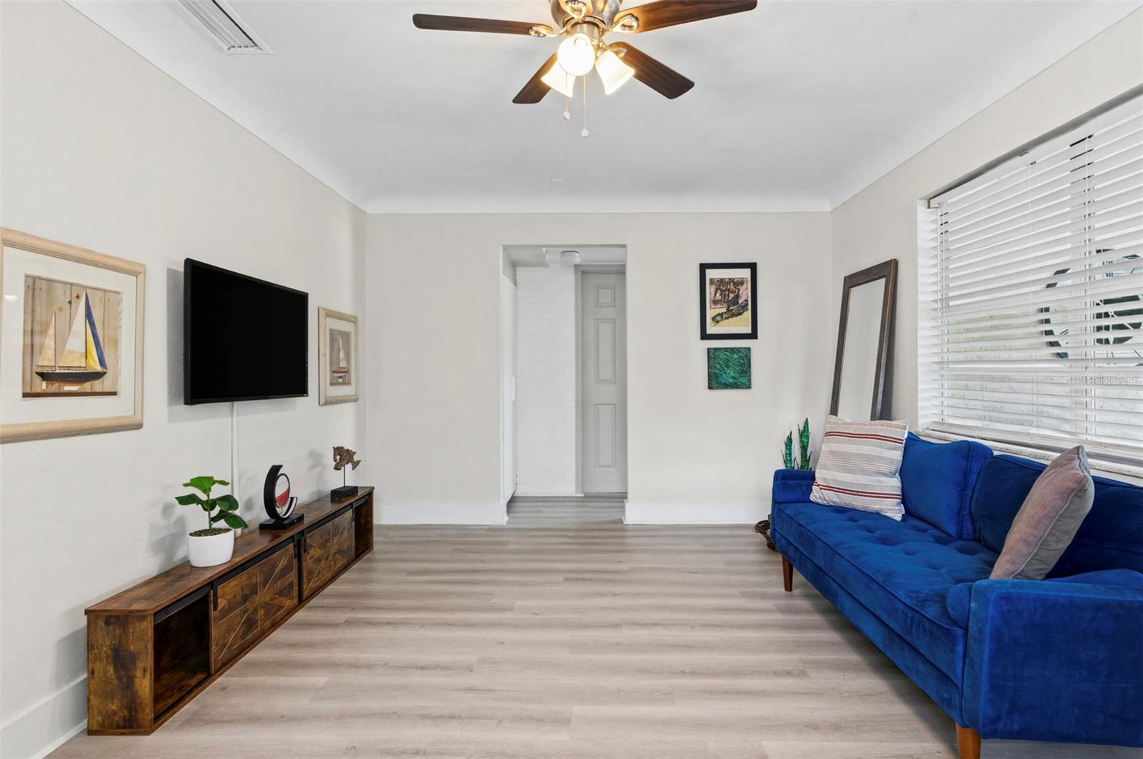 924 32ND STREET N, St Petersburg, FL 33713