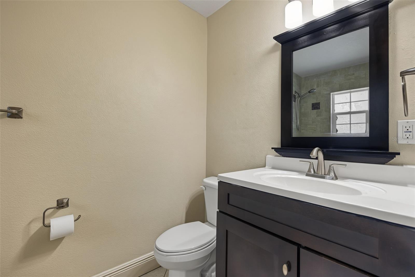 146 33RD AVENUE N, St Petersburg, FL 33704