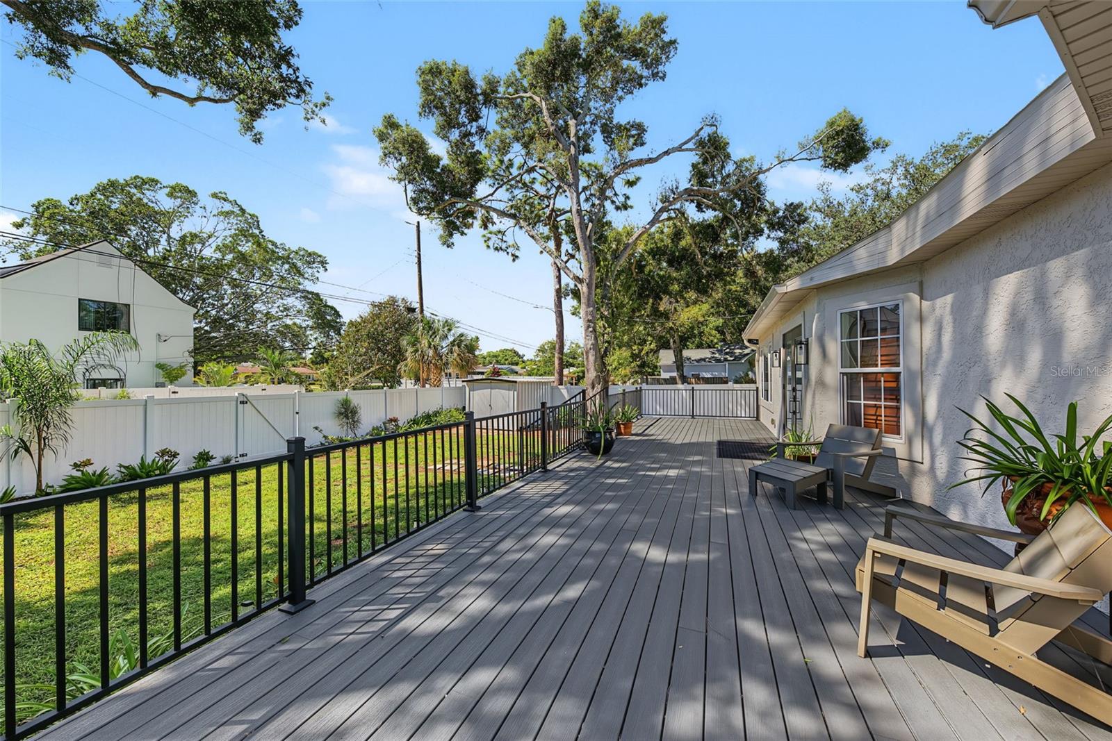 146 33RD AVENUE N, St Petersburg, FL 33704