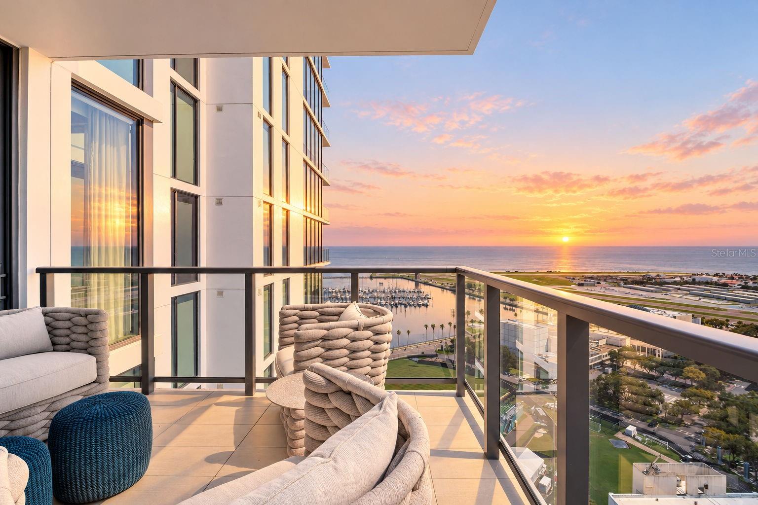 301 1ST STREET S, #2507, St Petersburg, FL 33701 301 1ST STREET S, #2507, St Petersburg, FL 33701