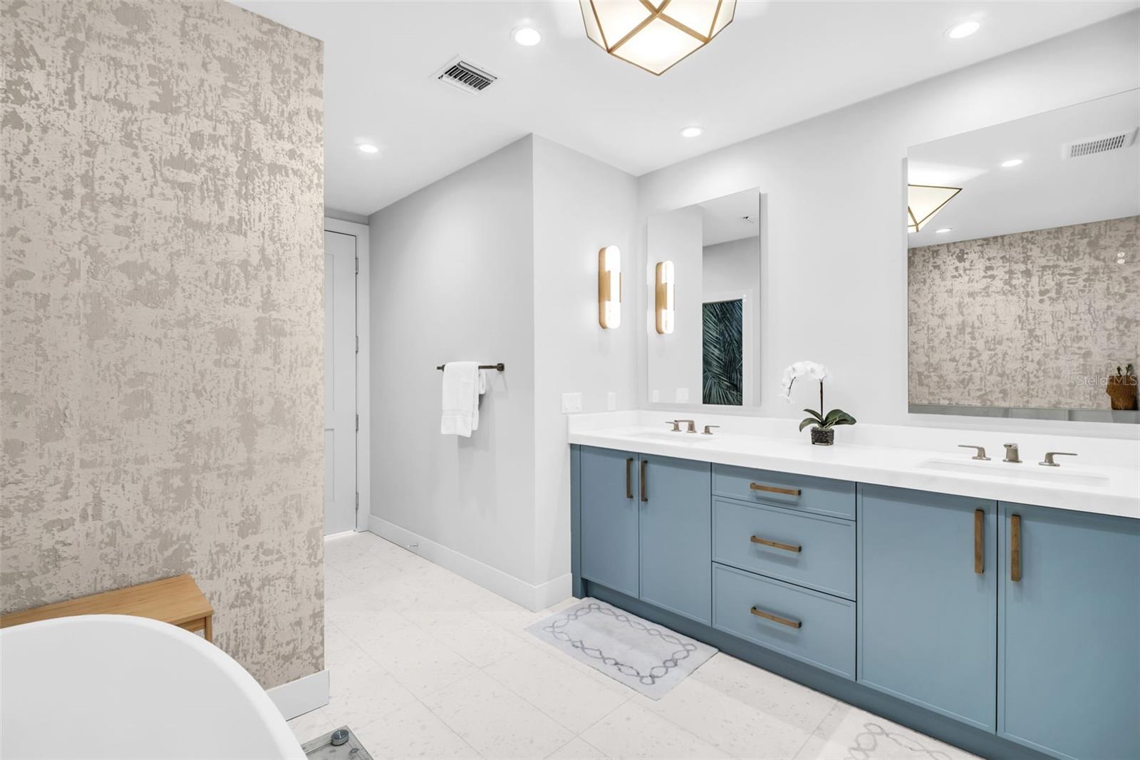 301 1ST STREET S, #2507, St Petersburg, FL 33701