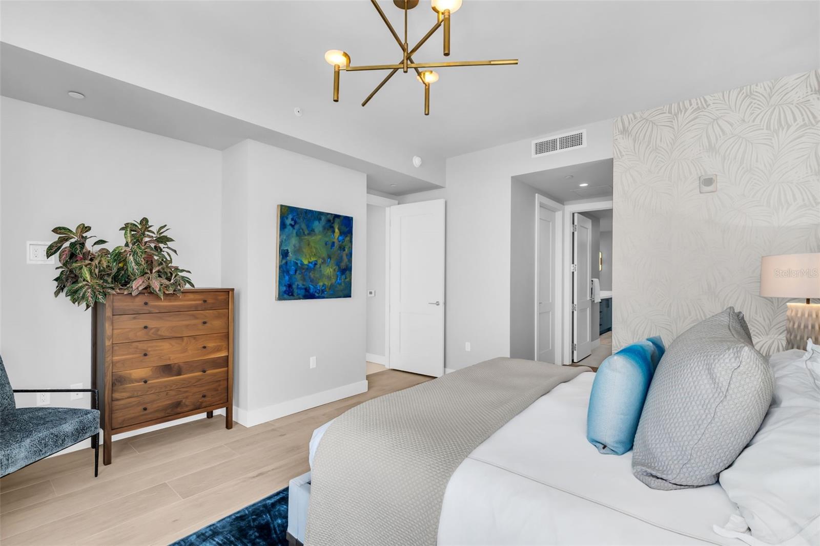 301 1ST STREET S, #2507, St Petersburg, FL 33701